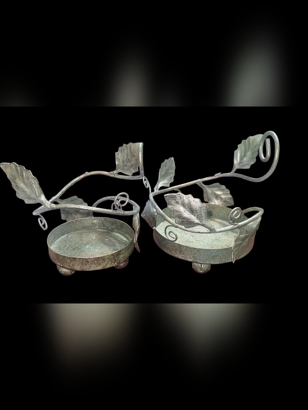 Set of 2 Pier 1 Imports Metal Verdigris Ivy Leaf Candle Holders Pillar base - Picture 6 of 8